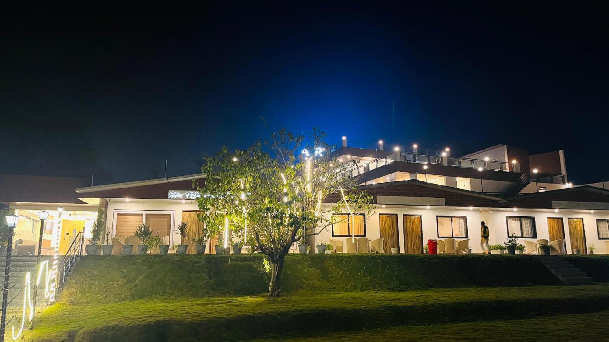 Aroma Resort ริชิเคช ภายนอก รูปภาพ