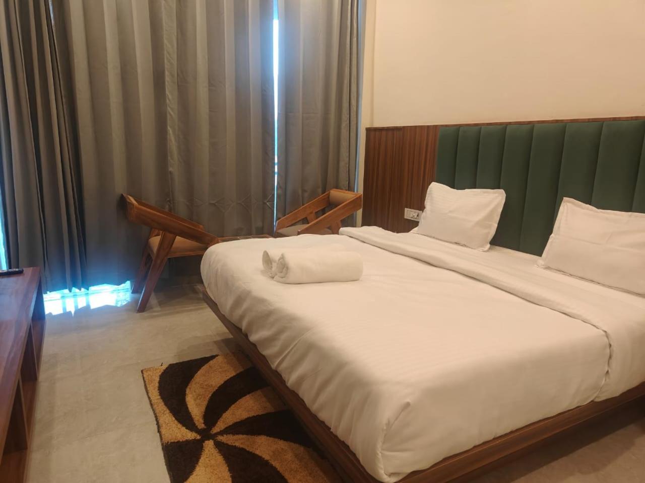 Aroma Resort ริชิเคช ภายนอก รูปภาพ